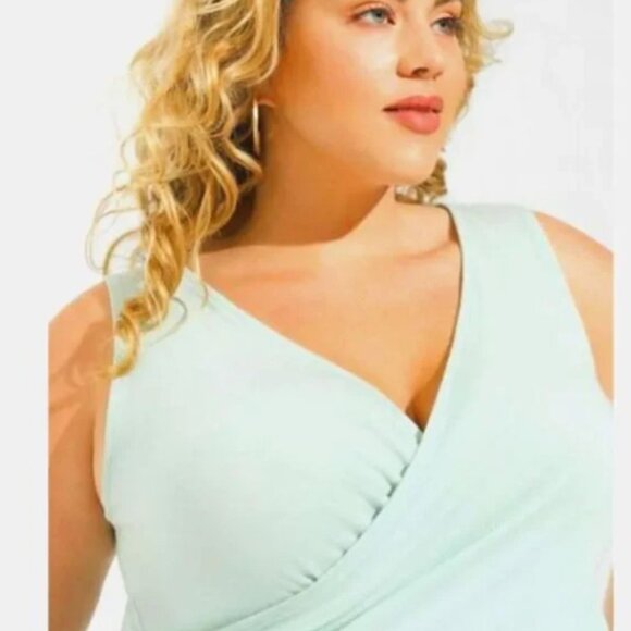 630-15 Torrid super soft Mint Green Tissue Ruched V-neck Tank top Size 1 (14/16) - Picture 3 of 15